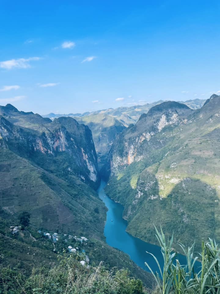 HA GIANG MOTORCYCLE TOUR ACCORDING TO PERSONAL REQUEST